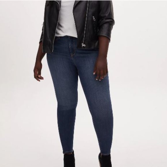 torrid Denim - TORRID SKY-HIGH SKINNY JEAN - PREMIUM STRETCH DARK WASH-SIZE 18S New without tag